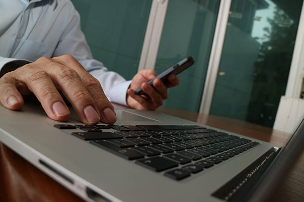 3 Jenis Charger Laptop HP & Cara Cek Asli – Awas Motherboard Jebol! [Panduan Teknisi]