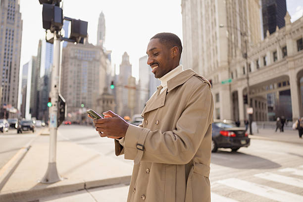 7 Jurus Hemat Baterai HP Traveling (Dijamin Aman!)